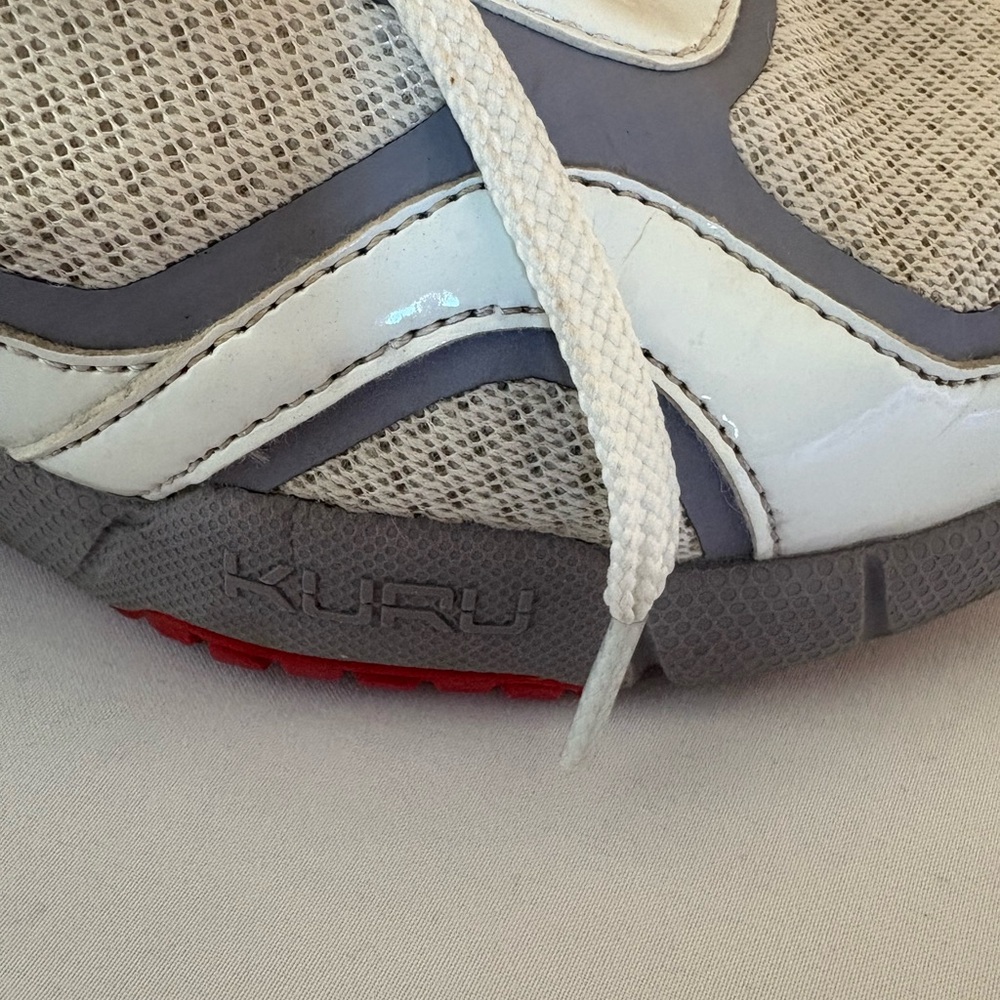 KURU Carrera Sneakers in Cream and Gray with Red Accents - Picture 10 of 14